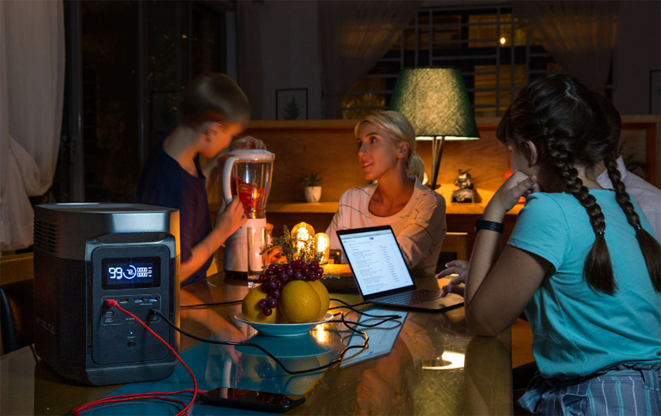 Техніка може "згоріти": як уберегтися від стрибків напруги під час відключень світла